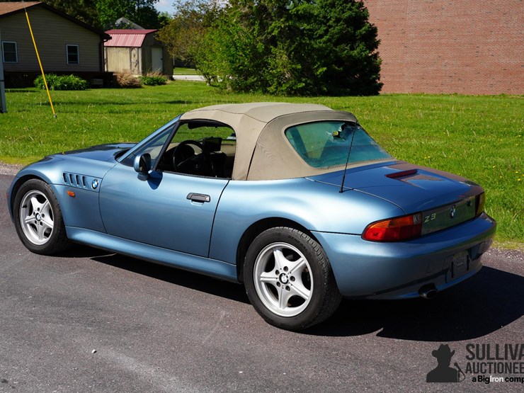 run-#174---1998-bmw-z3-convertible-image-8