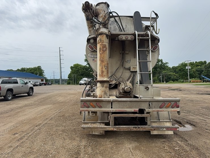 hensley-bulk-body-trailer-image-3