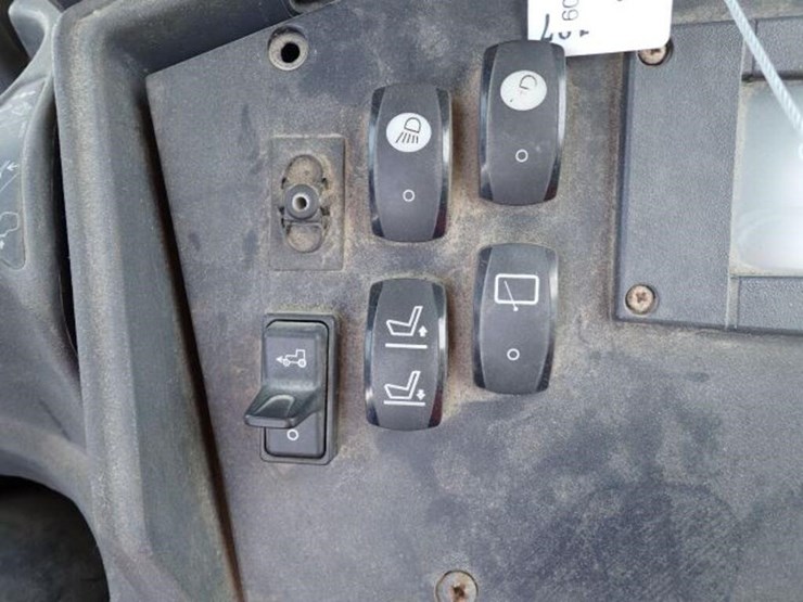 2009-deere-310sj-image-18