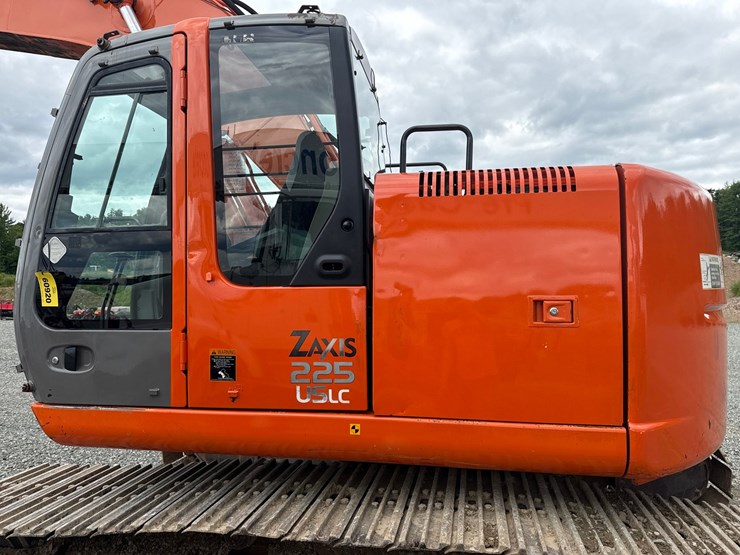 2006-hitachi-zx225-image-66