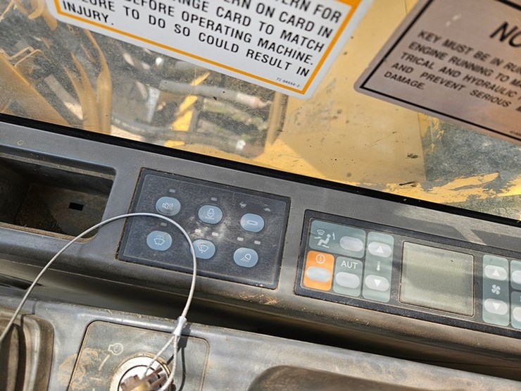 caterpillar-320c-image-55