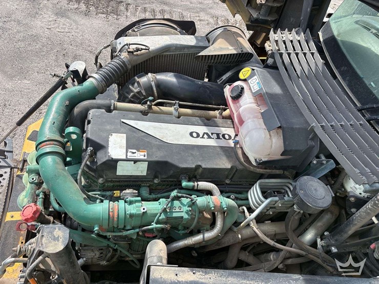 2020-volvo-a25g-image-26
