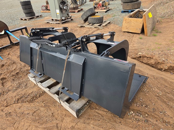 #6018-•-approx-84"-hd-unused-stout-skid-steer-grapple-bucket-image-3