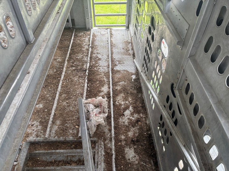 #2150-•-2017-barrett-53'-cattle-semi-trailer-image-45