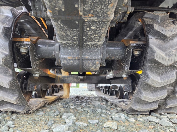 #5053-•-j1500-crawler-dumper-image-17