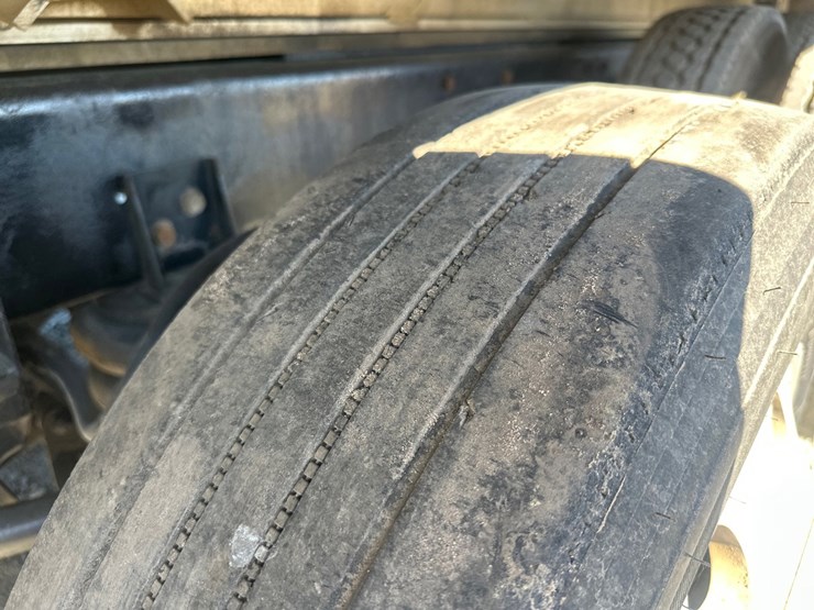 2007-international-durastar-4400-image-69