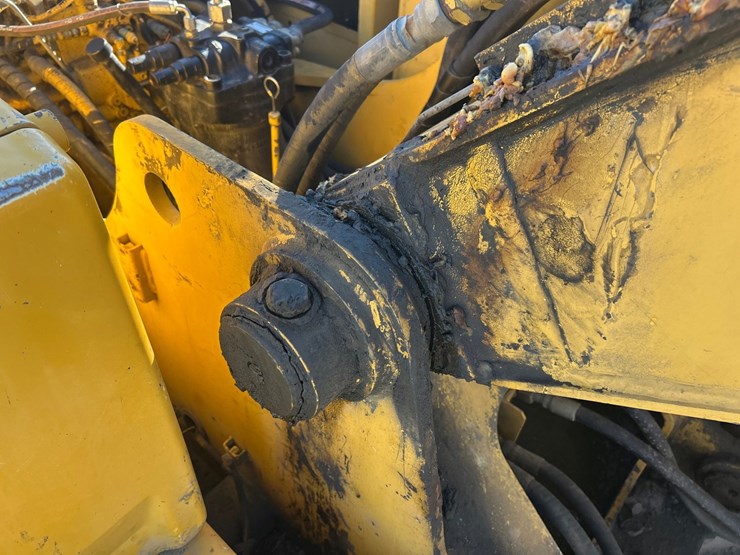 2000-deere-200-lc-image-43