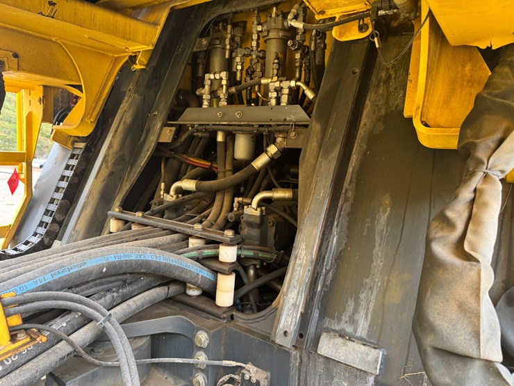 #1251-•-2016-bomag-rs5000-soil-stabilizer-/-recycler-image-23
