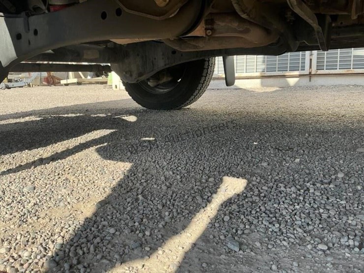 2015-ford-f550-image-30