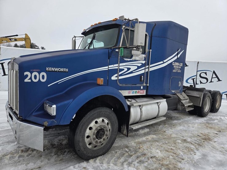 2007-kenworth-t800-image-1