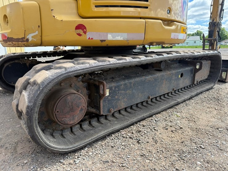 caterpillar-305.5e2-image-73