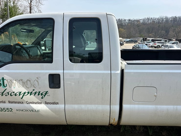 2011-ford-f250-image-9