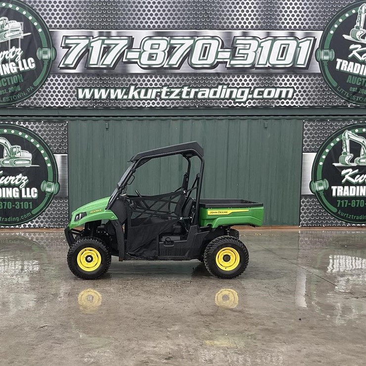 JOHN DEERE GATOR XUV 560E