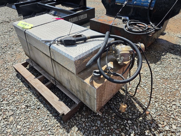 #6450-•-rds-60-gallon-fuel-transfer-tank-w/tool-box-and-pump-image-3