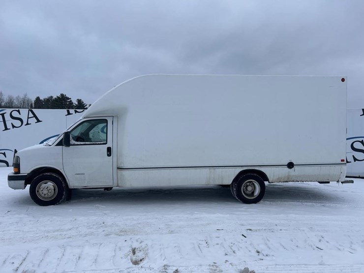 #60861-•-2014-gmc-4500-box-truck-image-2