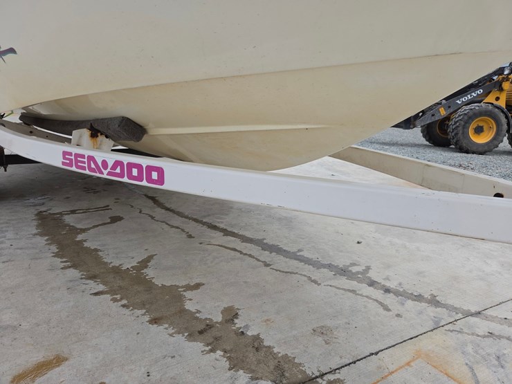#5018-•-seadoo-speedster-jet-boat-image-12