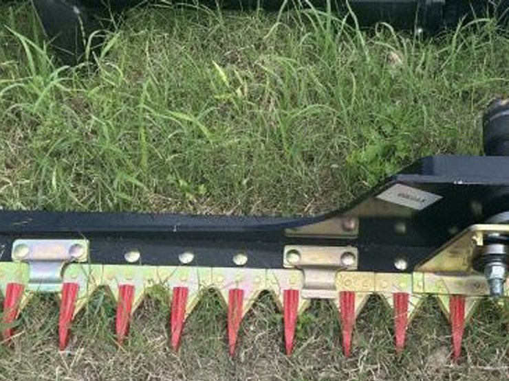 #153-•-hedge-trimmer-mini-excavator-attachment-image-2