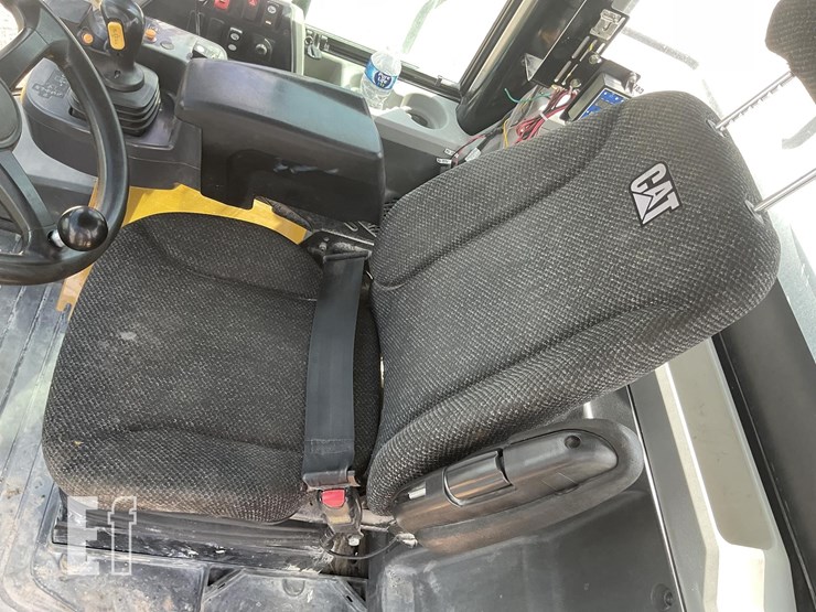 2019-caterpillar-950m-image-10