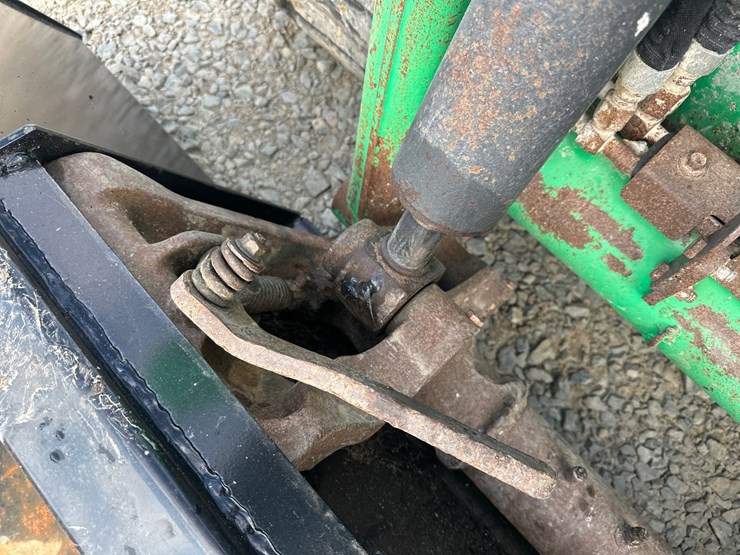 2021-bobcat-t76-image-30