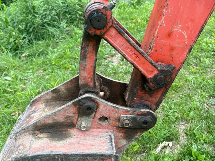 2011-kubota-u25-image-11