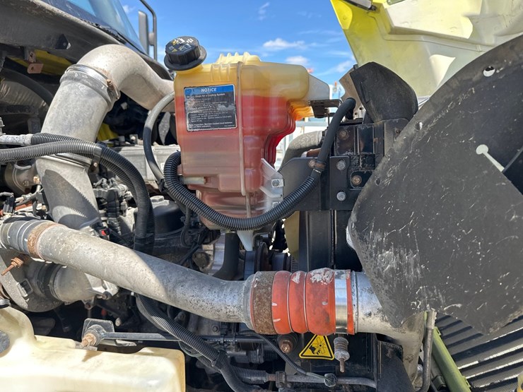 #60118-•-2019-international-rh613-day-cab-truck-tractor-image-35