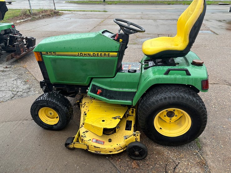 john-deere-455-image-1