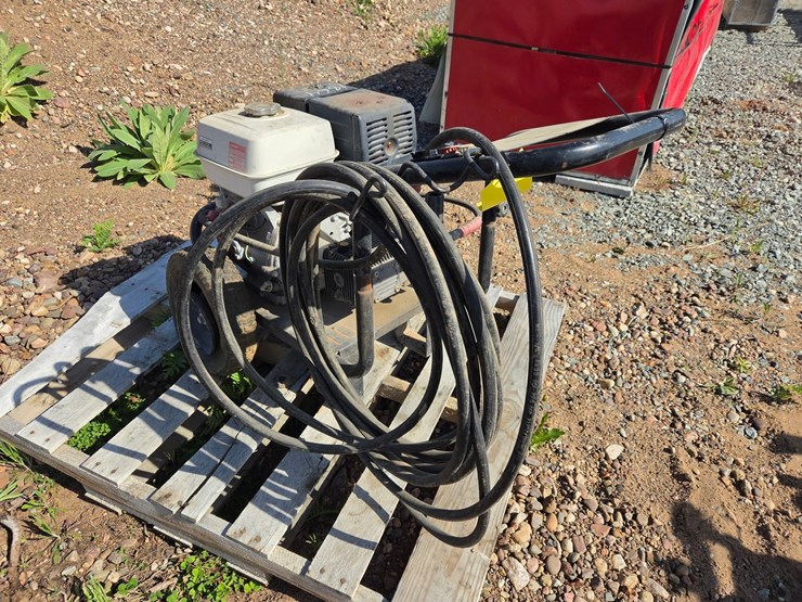 #6175-•-excell-pressure-washer-image-2
