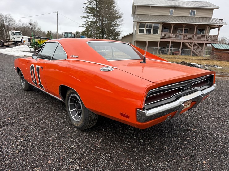 #2386-•-1969-dodge-charger-image-3