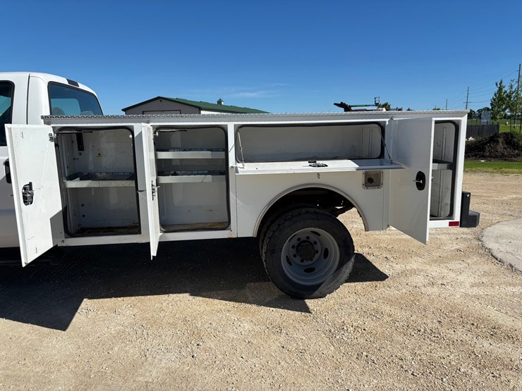 2004-ford-f450-image-62