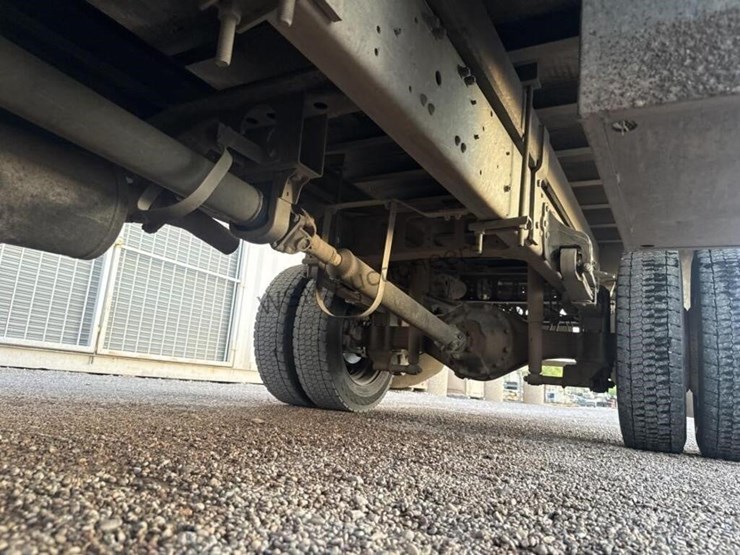2007-mitsubishi-fe140-fuso-f/b-image-15