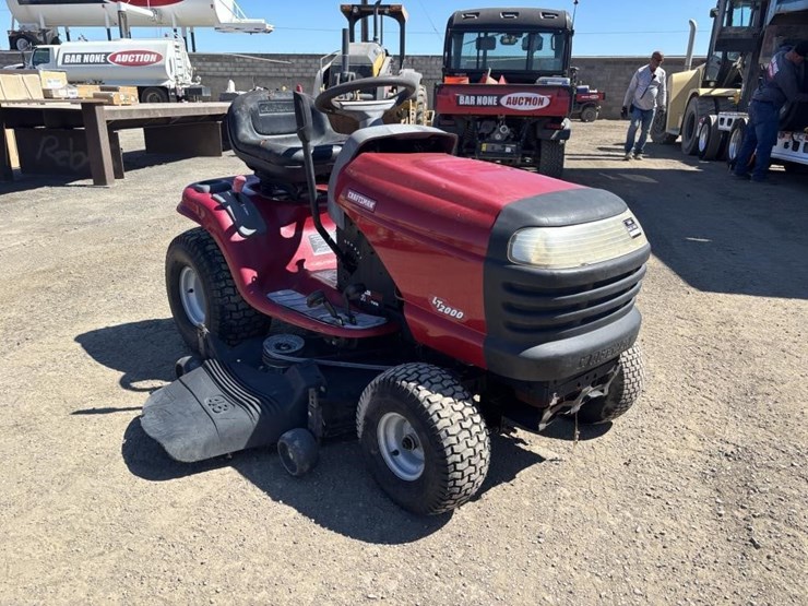 1998-craftsman-lt2000-image-2