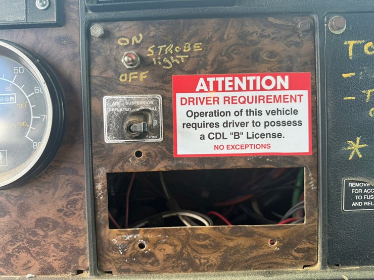 1997-kenworth-t300-image-78