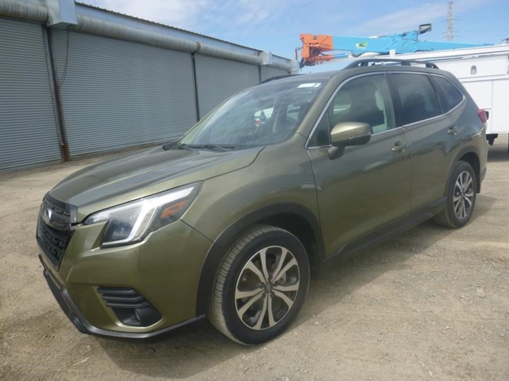 2023-subaru-forester-image-1