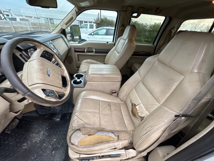2008-ford-f350-image-52