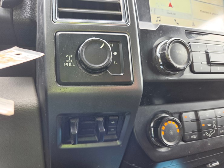 2019-ford-f350-xlt-image-53