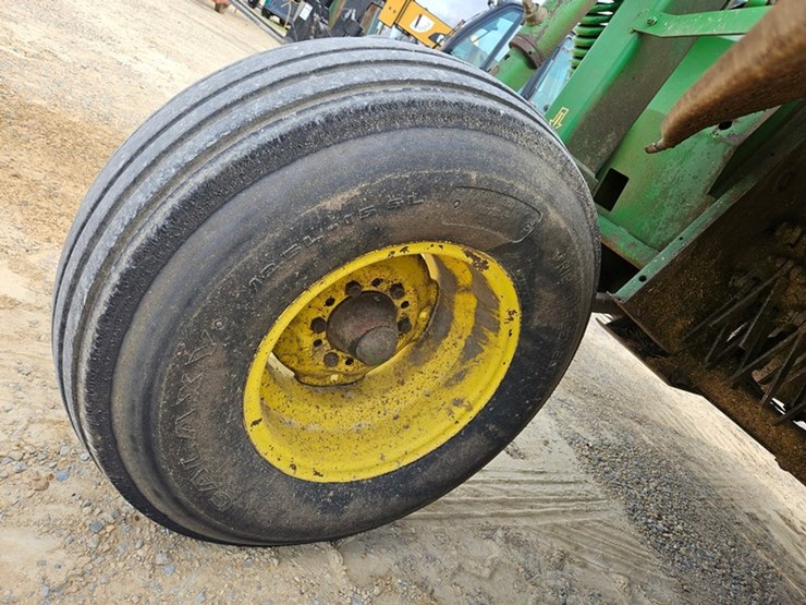 john-deere-935-image-24
