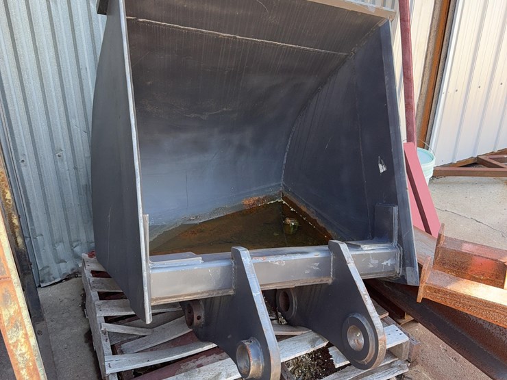 excavator-bucket-image-2