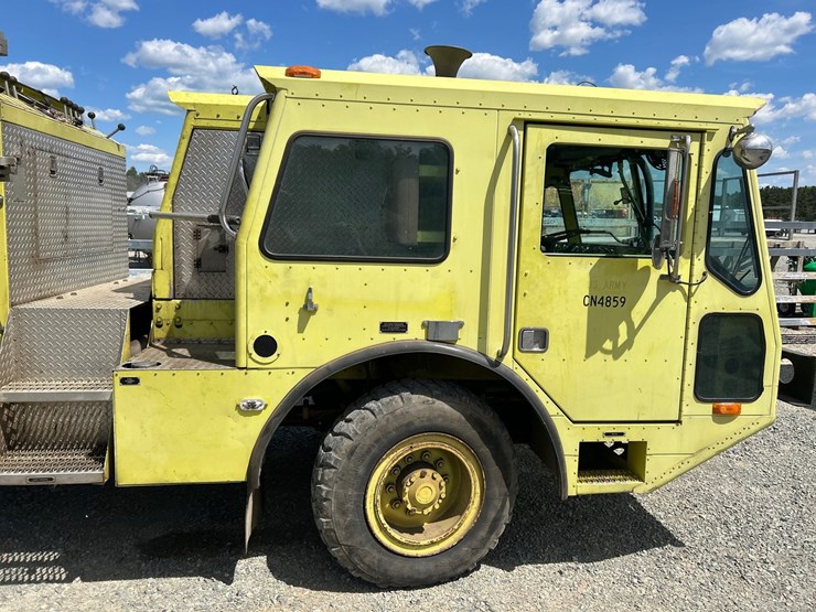 #5028-•-1991-amertek-2500-l-fire-truck-image-13