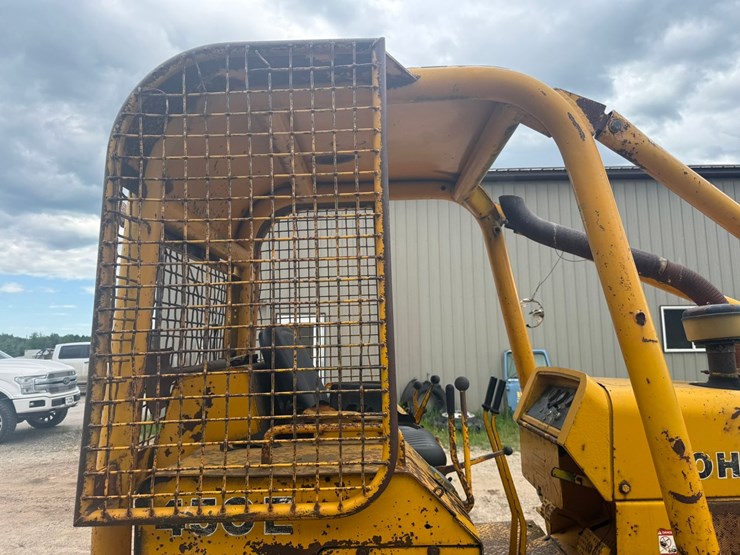 john-deere-450e-image-32