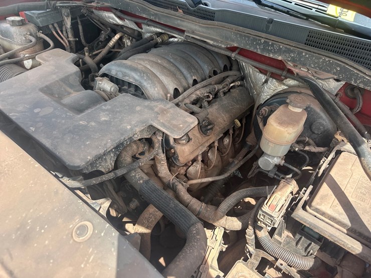 2014-chevrolet-silverado-1500-image-40