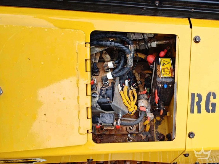 2022-caterpillar-d5-lgp-image-43