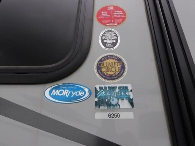 2024-ford-transit-image-3