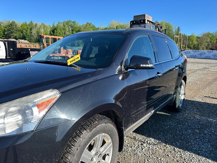 2012-chevrolet-traverse-image-11
