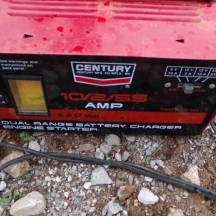 Century Battery Charger Comes On 10/2/55 Amp