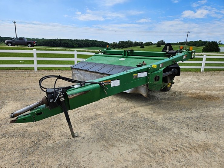 john-deere-935-image-1