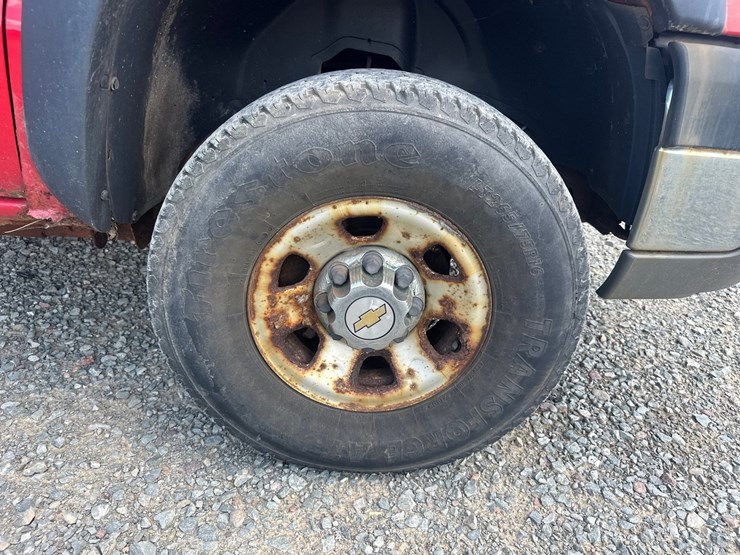 2005-chevrolet-3500-image-42