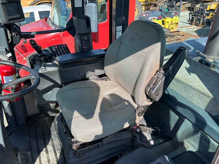 2012-deere-624k-image-69