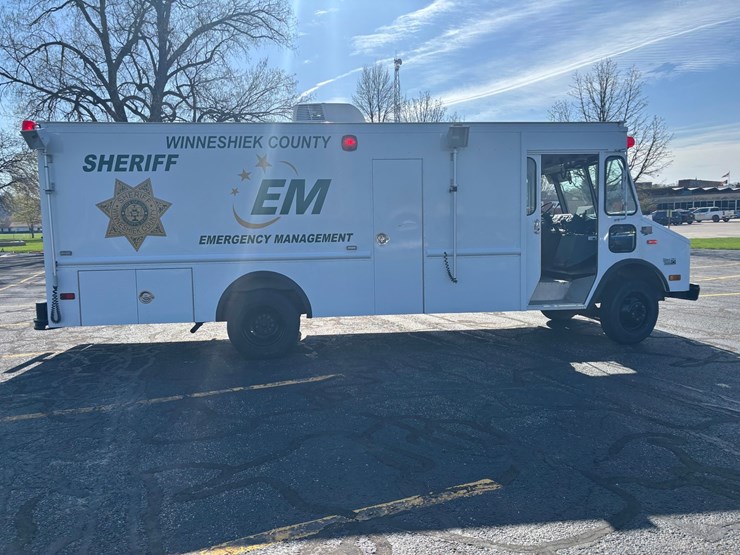 #2419-•-1987-chevrolet-emergency-response-unit-image-4