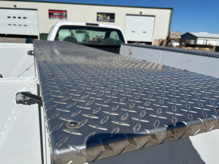 2004-ford-f450-image-67