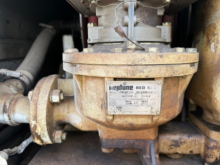 #1361-•-1995-freightliner-fuel-truck-image-36
